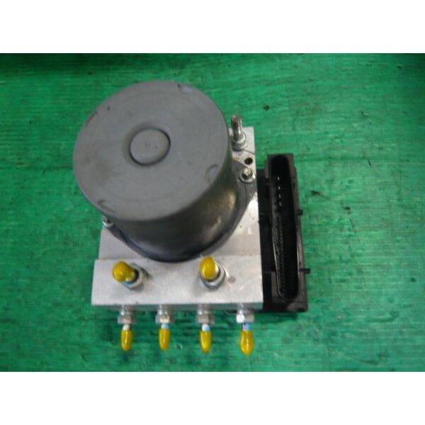 Forester DBA-SHJ ABS Actuator 2.0XS